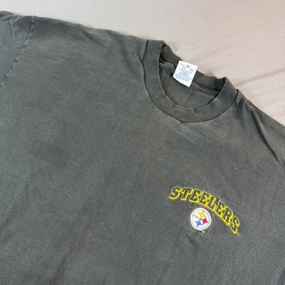 Vintage Salem Sportswear Pittsburgh Steelers T-Shirt XL Black Faded USA NFL